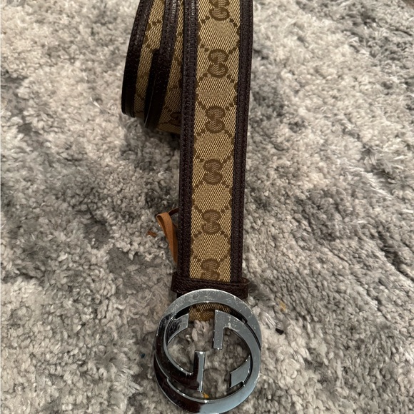 Gucci Tan and Brown Belt with Silver Emblem